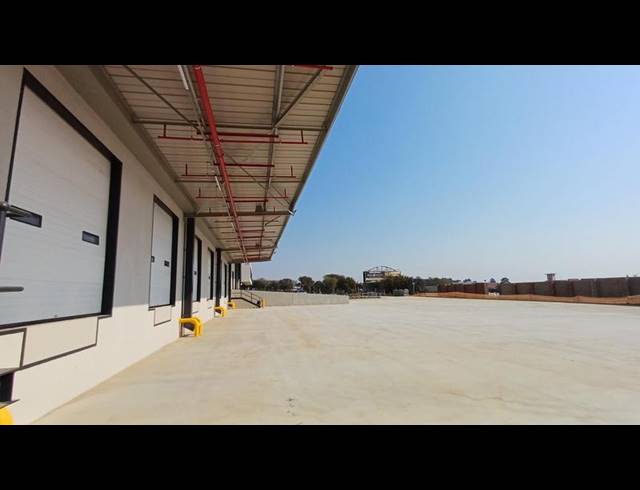 INDUSTRIAL PROPERTY TO RENT IN LOUWLARDIA